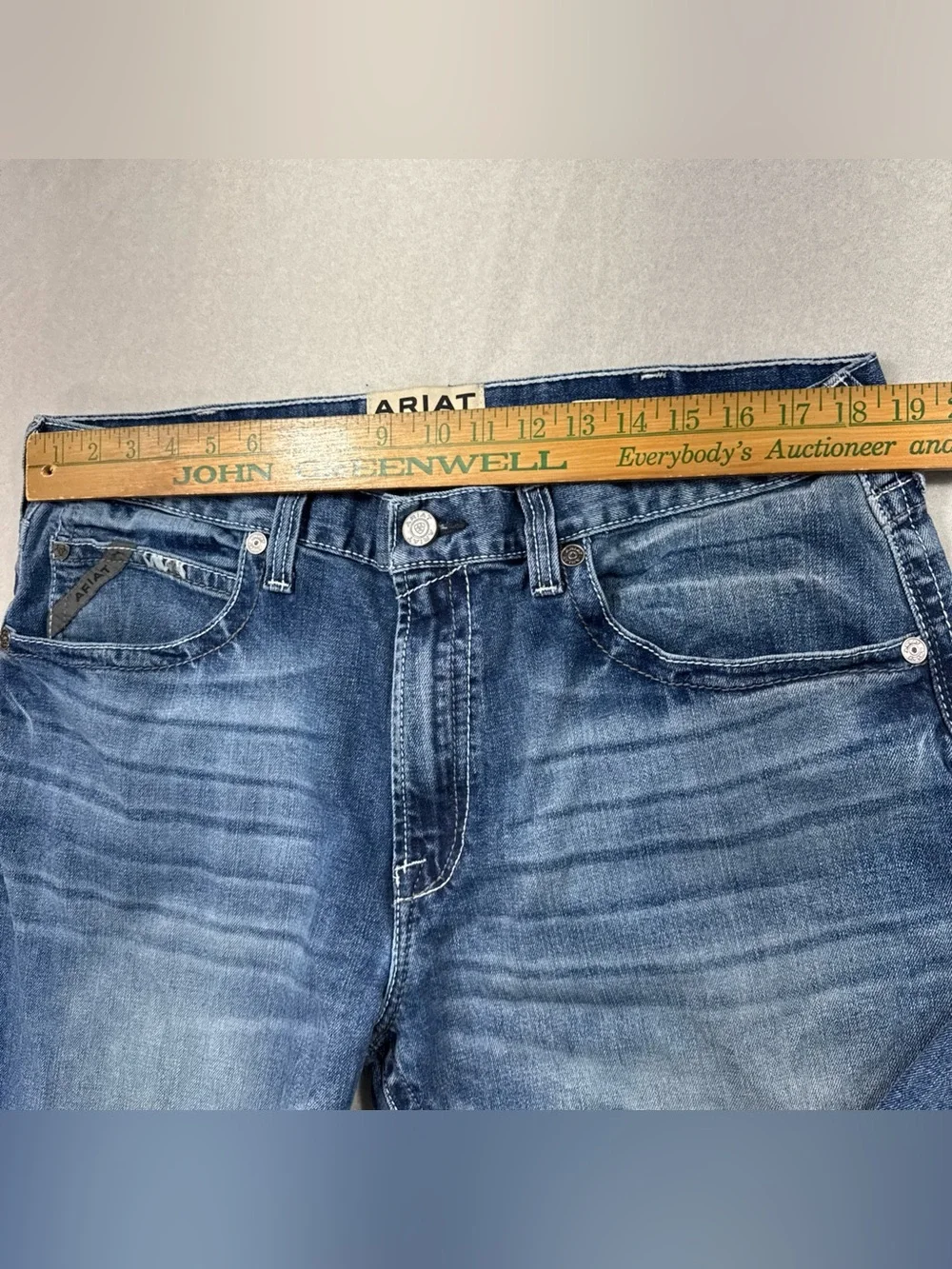 Ariat Men's Medium Blue Straight-Leg Jeans 38X30